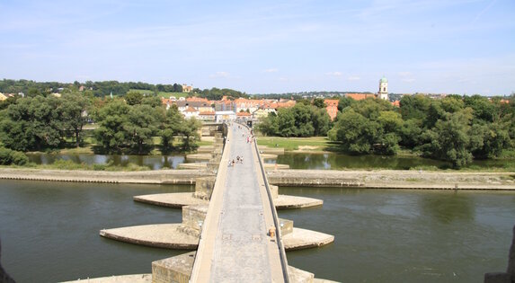 Vogelperspektive der Steinernen Brücke