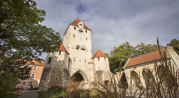 Außenaufnahme vom Ostentor